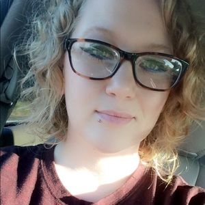 Meet your Posher, Carol